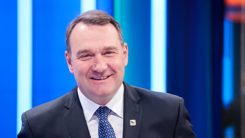 O Vrběticích chybí důkazy, míní Fiala z SPD. Zakrýváte „zlobivého generála“ Zůnu, míní Havel