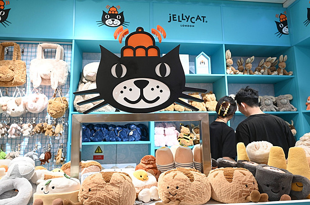 Plyšový toaletní papír, croissant anebo vařené vejce. Hračky Jellycat dobývají Čínu