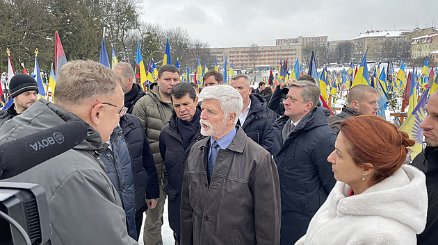 Prezident Pavel je na návštěvě Ukrajiny, ve Lvově se zajímal o obranu proti dronům