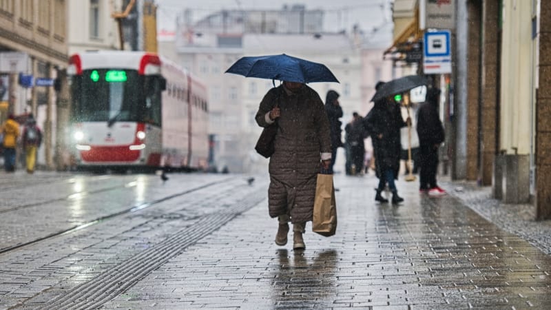 Na Česko se žene prudké ochlazení, může i sněžit. RADAR odhaluje počasí přímo u vás