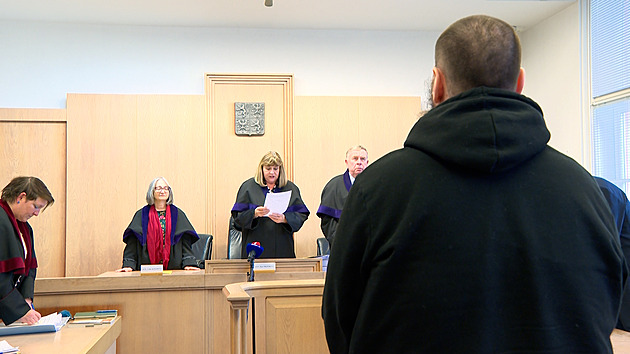 Bezohledný a bezcitný. Manipulátor zotročovaným dívkám zničil život, řekl soud