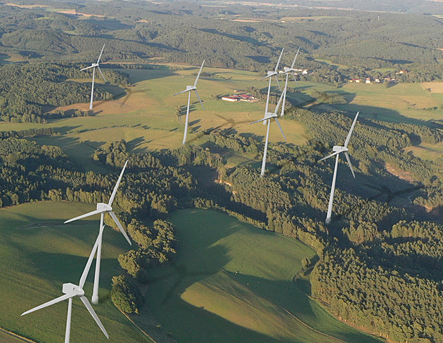 Konec projektu největšího českého větrného parku v Ralsku. Slabý vítr, zdůvodnil ČEZ