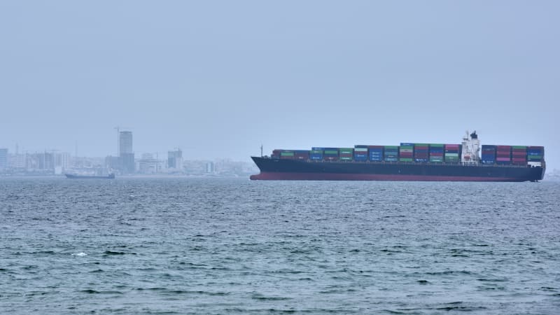 Nová koalice pro otevření Hormuzu? USA chtějí „členské“ země oslovit skrze ambasády, píše WSJ