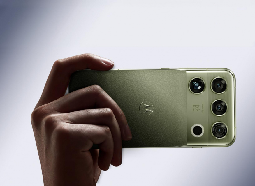 Motorola Signature 27: prémiovka s nejvýkonnějším Snapdragonem, 200Mpx teleobjektivem a 7letou podporou