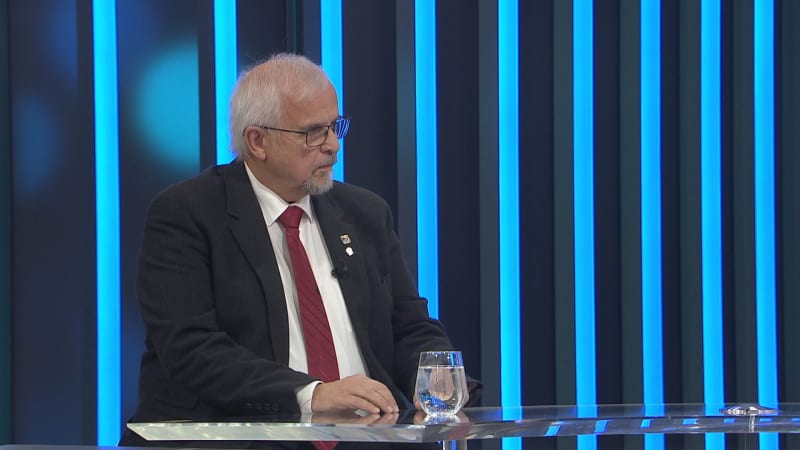 David: Rozmístit zbraně v Litvě by byla provokace, pak není důvod pomáhat. Blábol, řekl Vondra